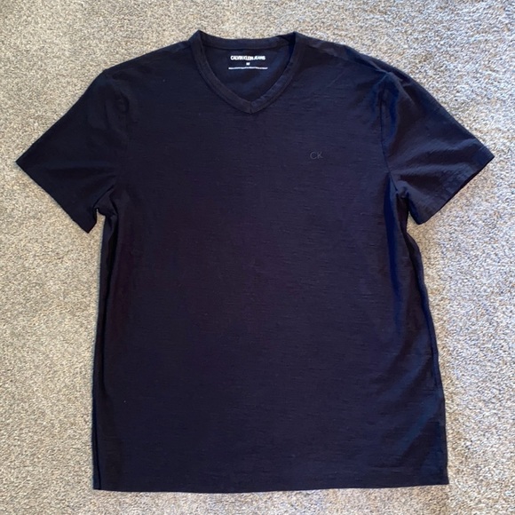 Calvin Klein Jeans Textured T-Shirt - Picture 2 of 6